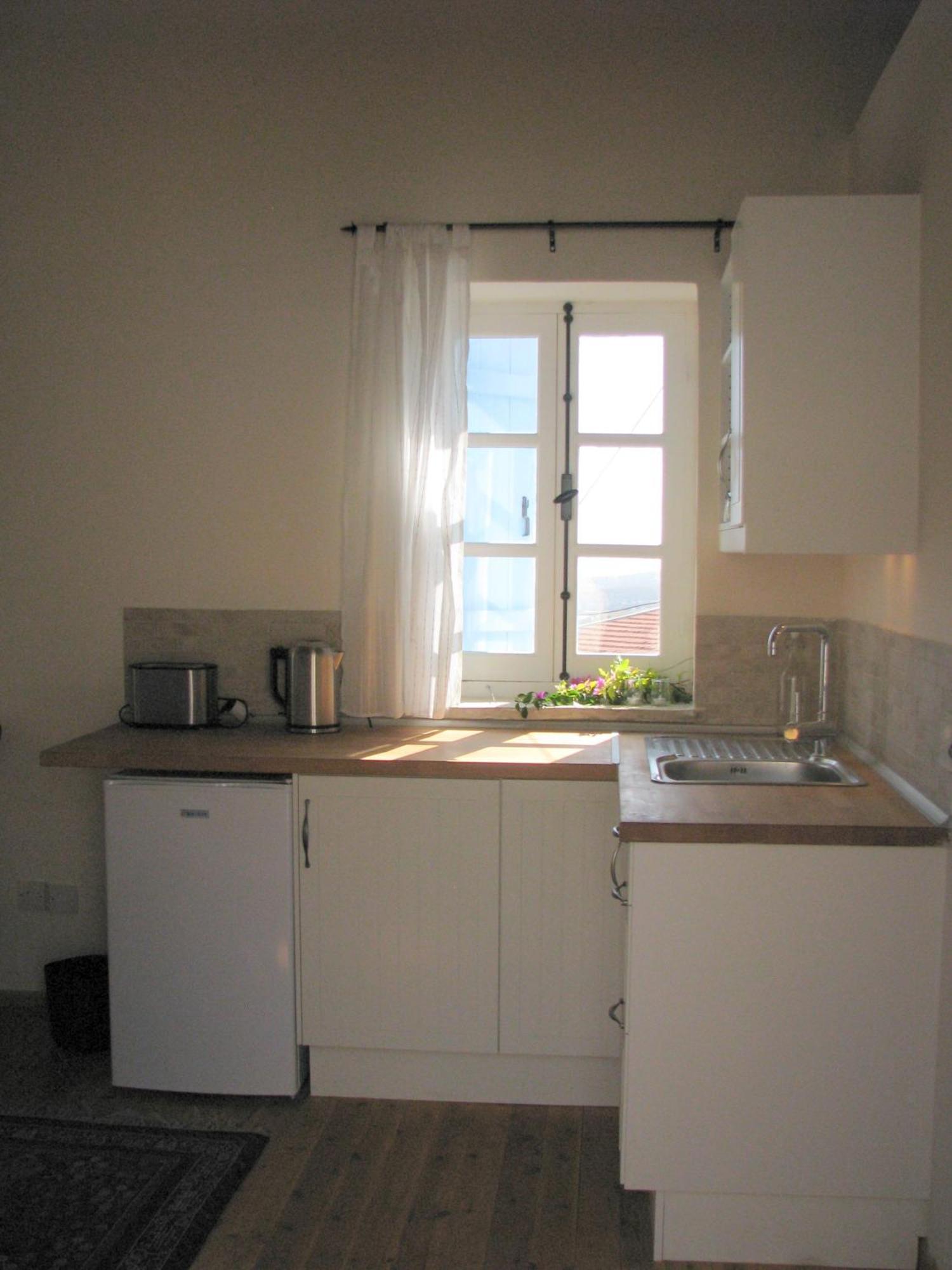 Dolphin Guest House&Studios Tochni Habitación foto